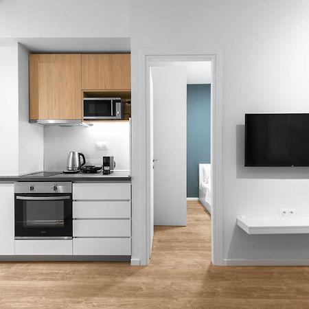 Denizen Boutique Apartments, Nilie Hospitality Mgmt Солун Екстериор снимка