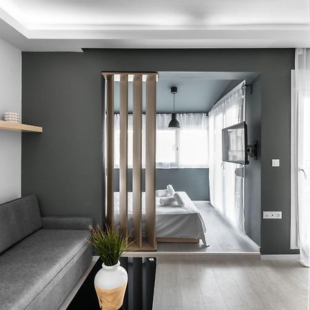 Denizen Boutique Apartments, Nilie Hospitality Mgmt Солун Екстериор снимка