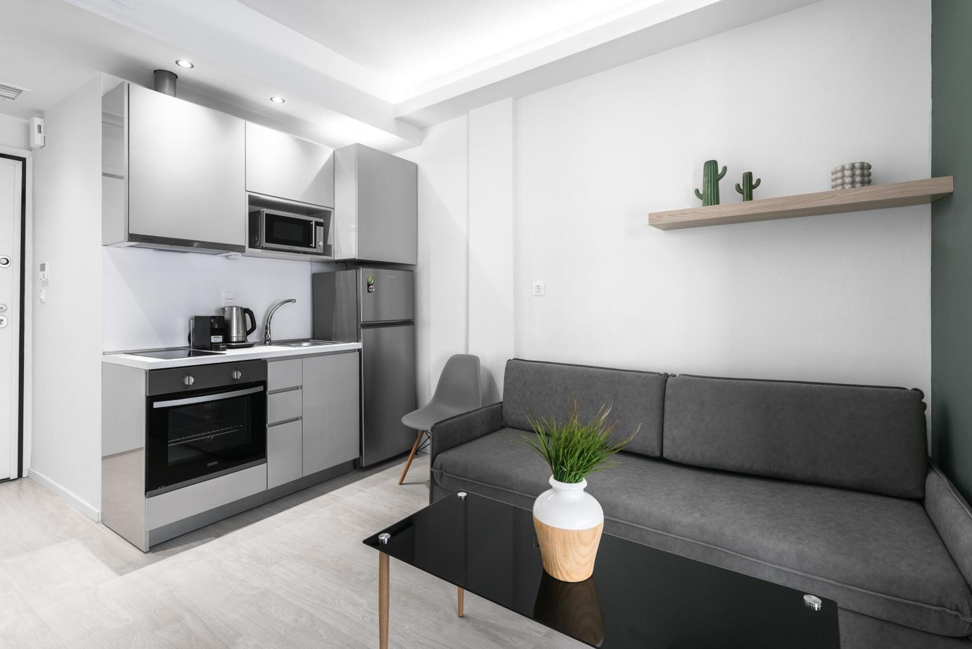 Denizen Boutique Apartments, Nilie Hospitality Mgmt Солун Екстериор снимка