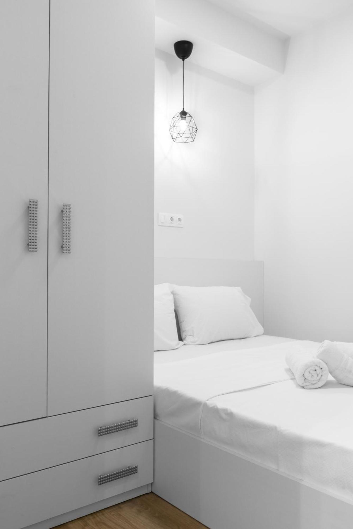 Denizen Boutique Apartments, Nilie Hospitality Mgmt Солун Екстериор снимка