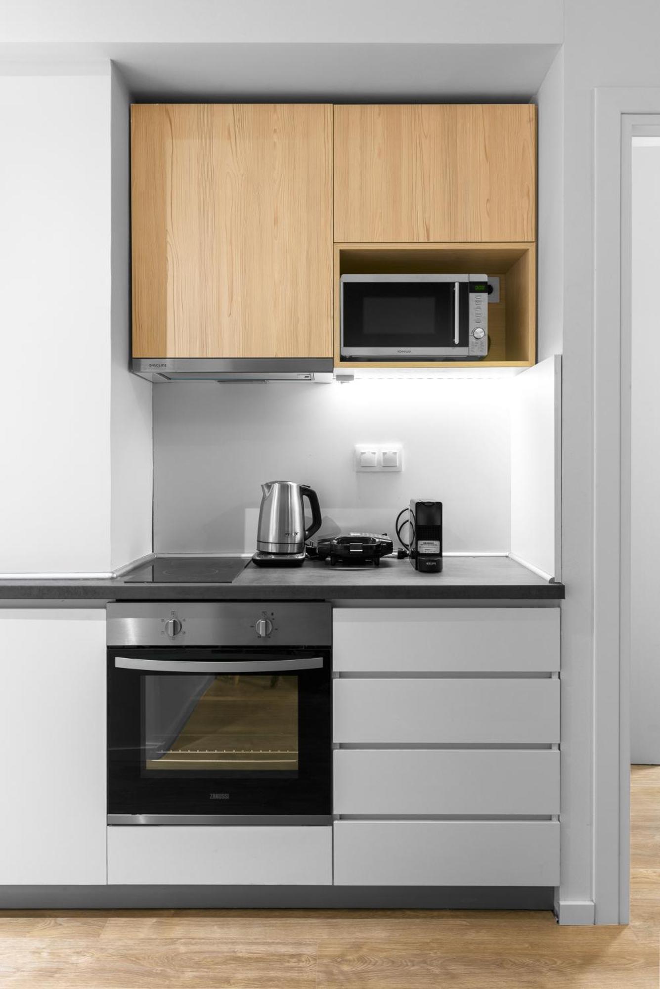 Denizen Boutique Apartments, Nilie Hospitality Mgmt Солун Екстериор снимка