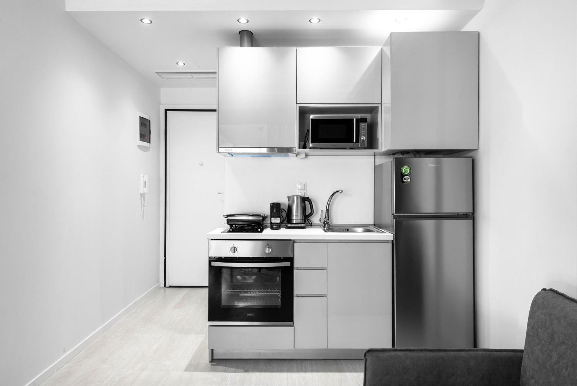 Denizen Boutique Apartments, Nilie Hospitality Mgmt Солун Екстериор снимка