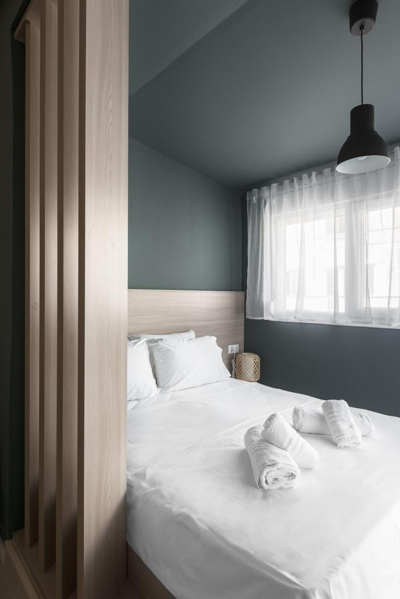 Denizen Boutique Apartments, Nilie Hospitality Mgmt Солун Екстериор снимка