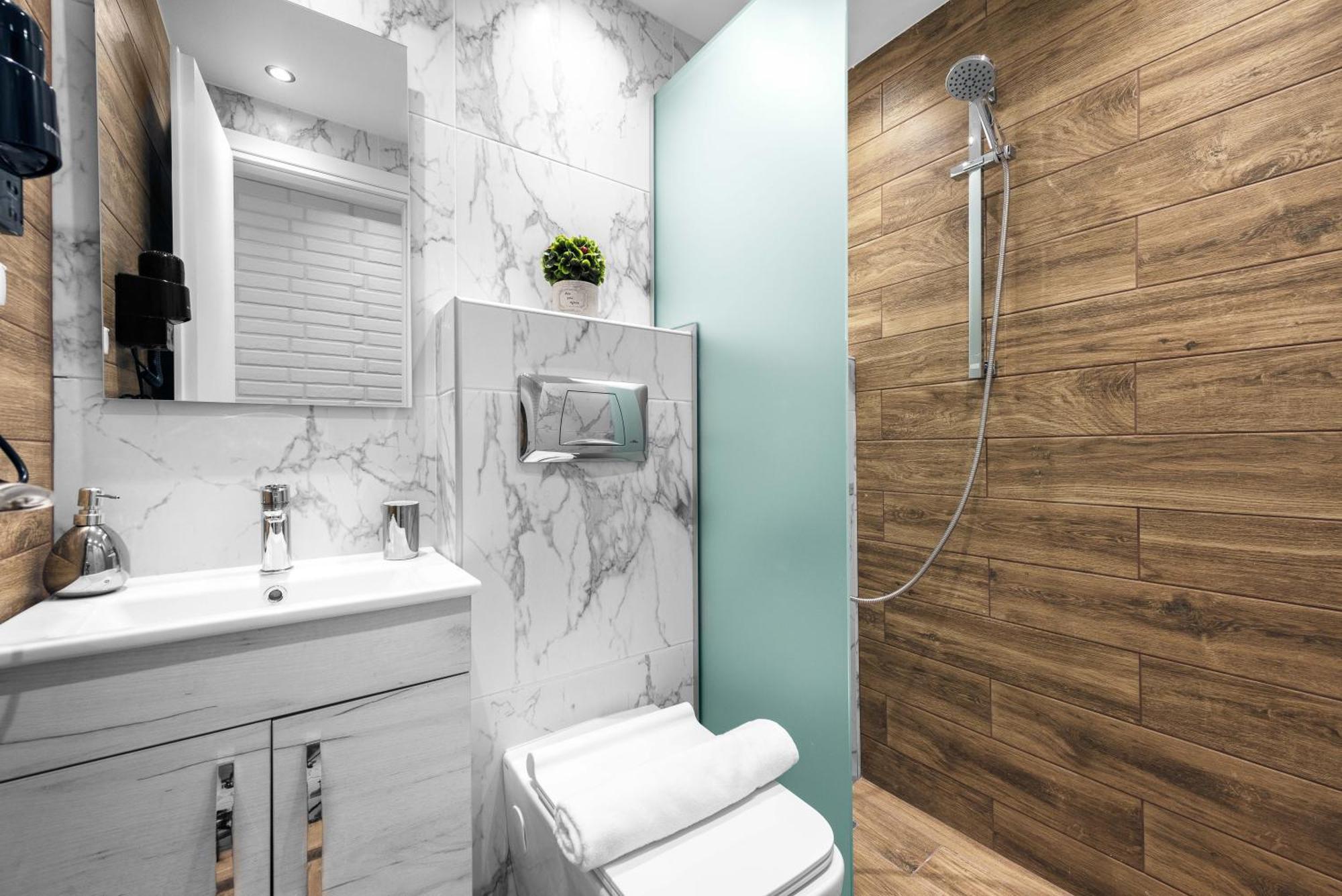 Denizen Boutique Apartments, Nilie Hospitality Mgmt Солун Екстериор снимка
